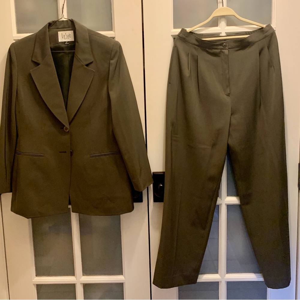 Olive Green LeSuit pants suit